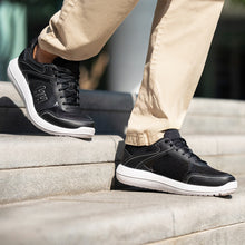 kybun Magglingen Black being worn