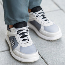 kybun Magglingen Light Gray, being worn