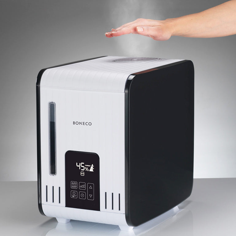 Boneco S450 Steam Humidifier emitting mist not too hot for a hand