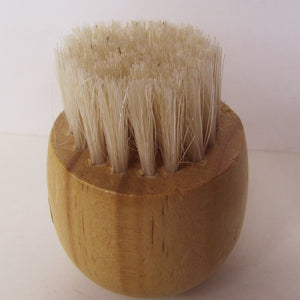 Baudelaire Cedar Complexion Brush bristles
